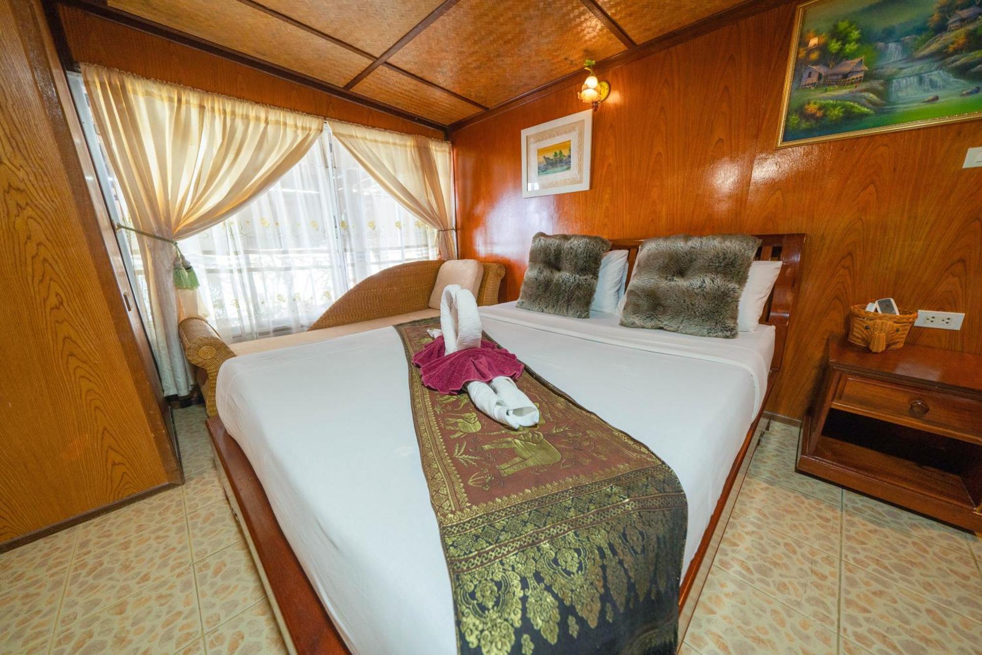 Tongta Phaview Resort Koh Samet Bagian luar foto