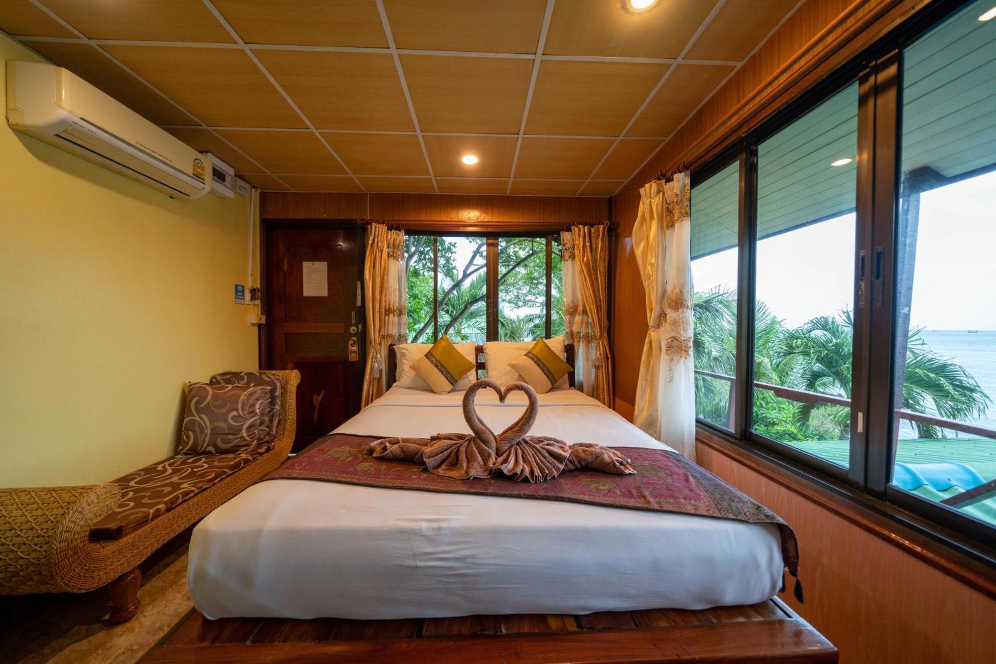 Tongta Phaview Resort Koh Samet Bagian luar foto