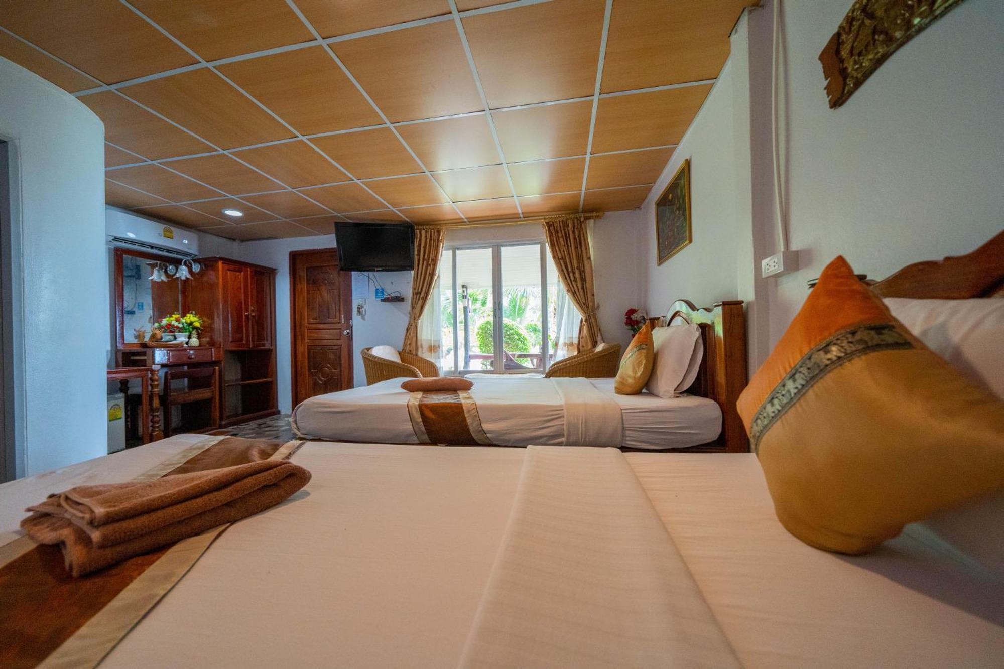 Tongta Phaview Resort Koh Samet Bagian luar foto