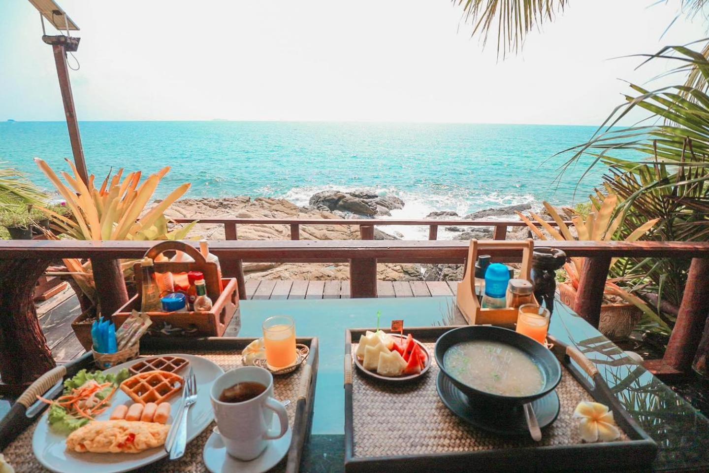 Tongta Phaview Resort Koh Samet Bagian luar foto